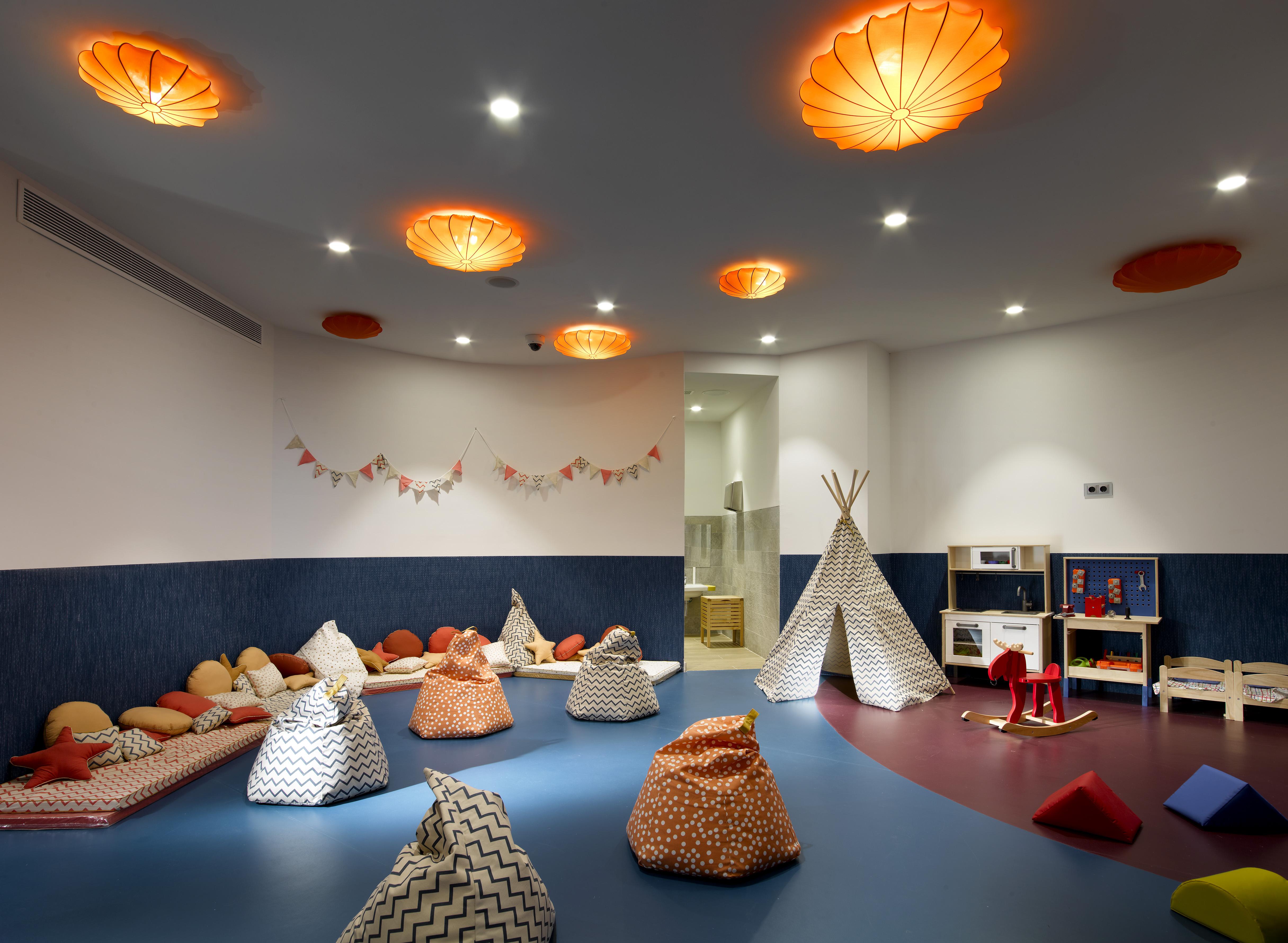 Hard Rock Hotel Ibiza Playa d'en Bossa Exterior photo The Children's Centre