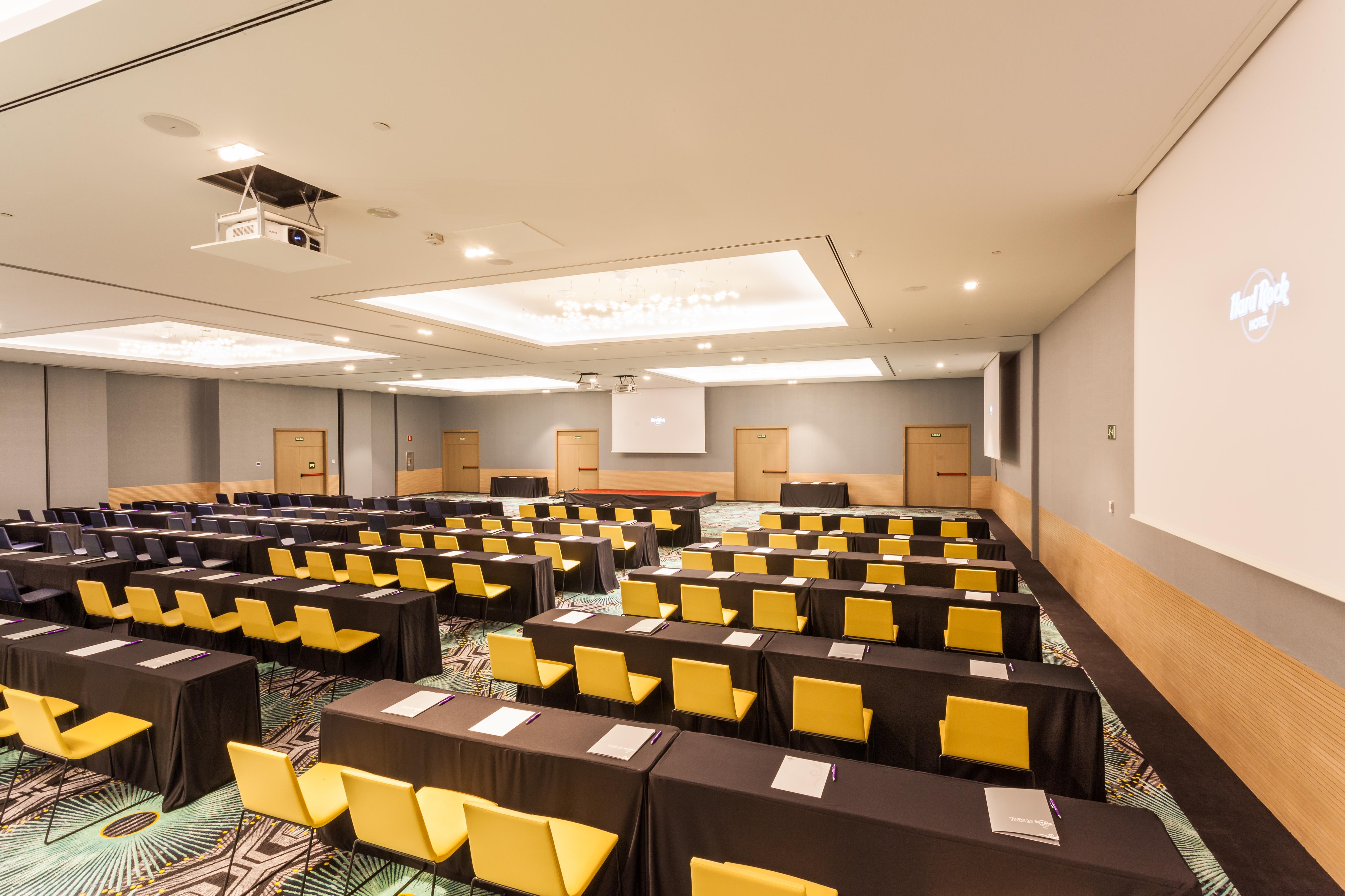 Hard Rock Hotel Ibiza Playa d'en Bossa Exterior photo Meeting room