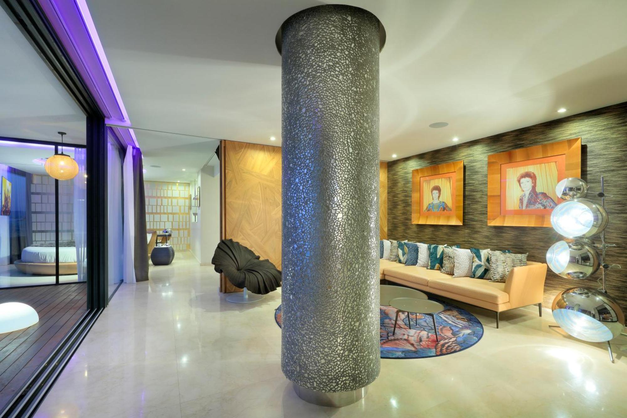 Hard Rock Hotel Ibiza Playa d'en Bossa Exterior photo The interior of the house